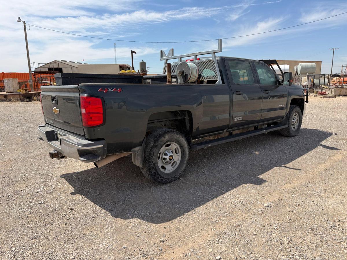Used 2019 Chevrolet Silverado 2500HD 4x4 crew cab pickup (gas)