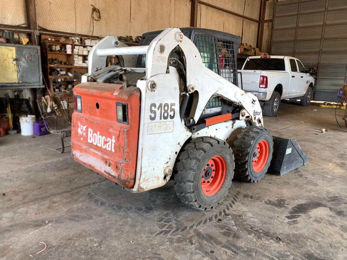 Used BOBCAT S185 Skid Steer