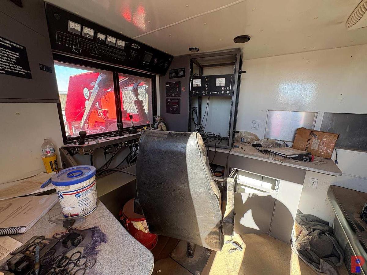 Used 2012 PETERBILT 348 T/A DAYCAB WIRELINE TRUCK