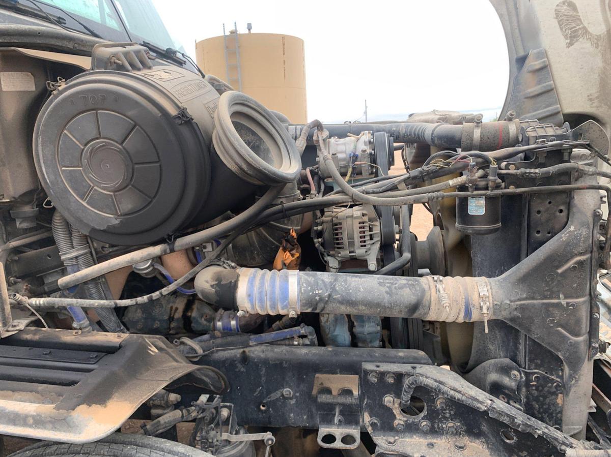 Used 2008 FREIGHTLINER COLUMBIA 120