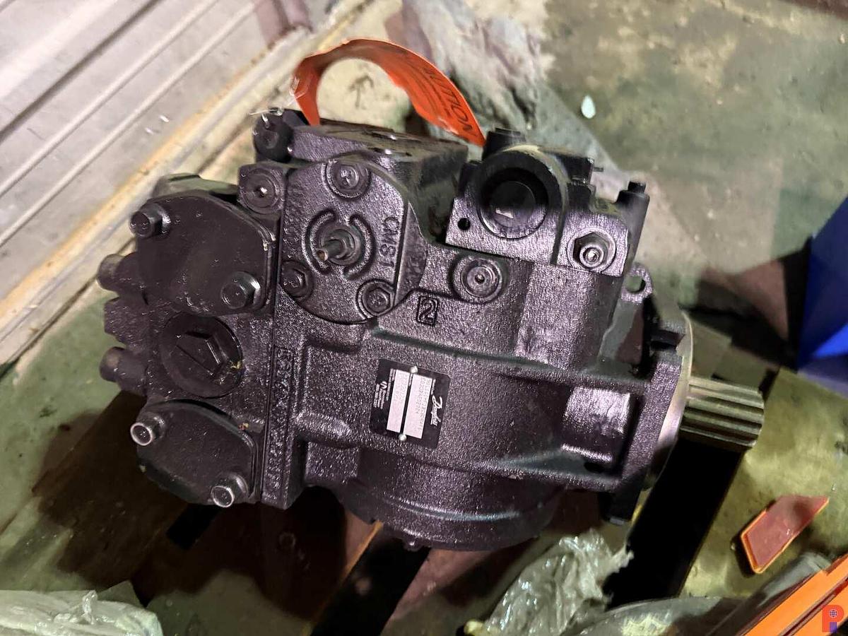Used PALLET W/ (2) HR680 INJECTOR PLANETARIES, (3) 680 INJ HYD MOTORS, (1) REBUILT GEAR BOX BRAKE