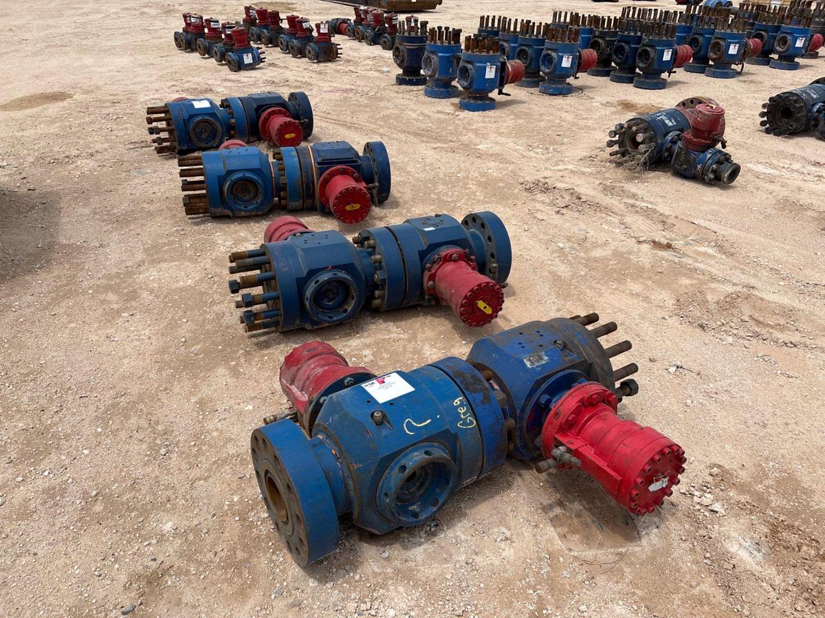 Used (8x$) 5” 15K hydraulic ball valves