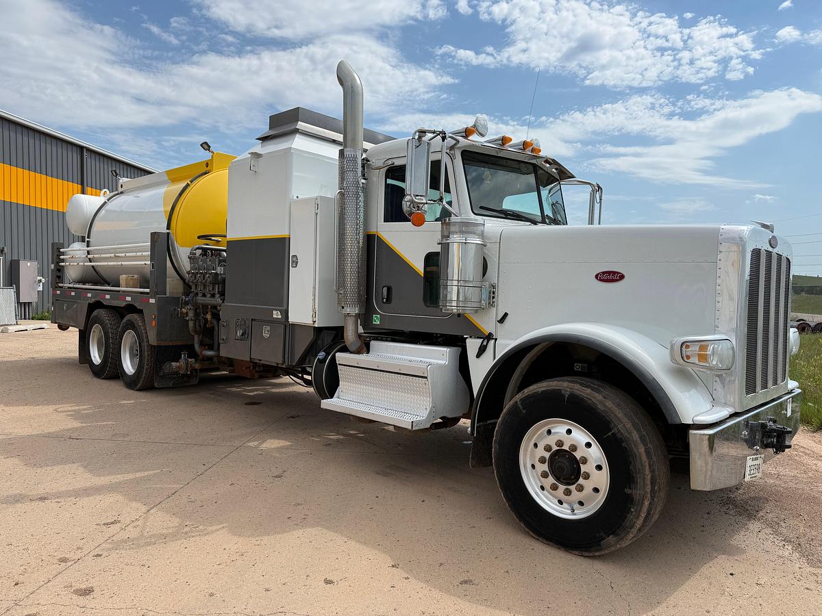 Used 2019 PETERBILT 389 T/A ENERGYFAB 5K WP HOT OIL TRUCK