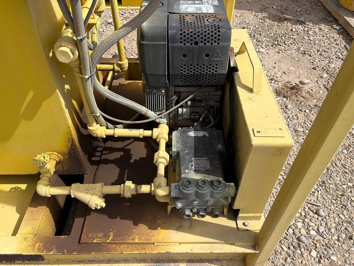 Used Meyer 4-station closing unit, skidded