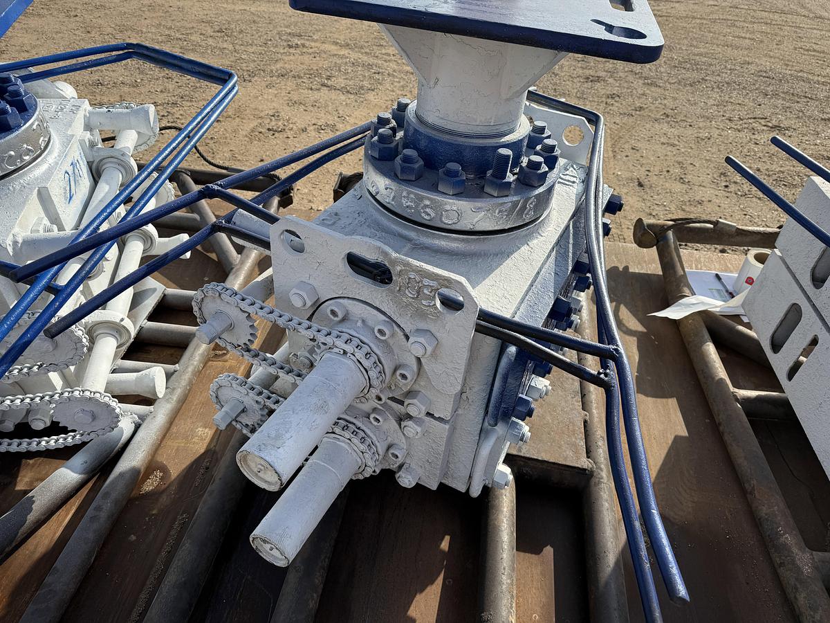 Used 7-1/16 3M 2-3/8 DBL MANUAL BLOWOUT PREVENTER , CHARTED