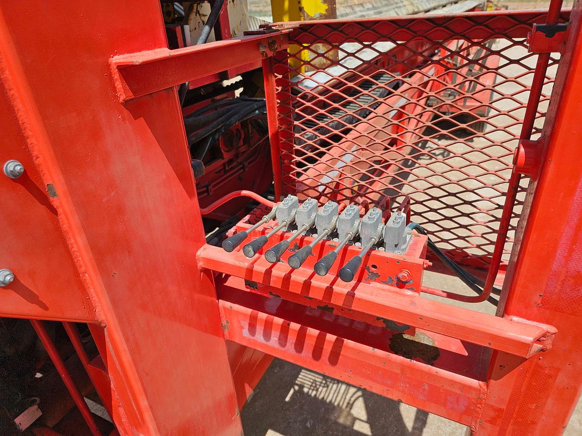 Used 40’ T/A GOOSENECK PIPE HANDLER TRAILER