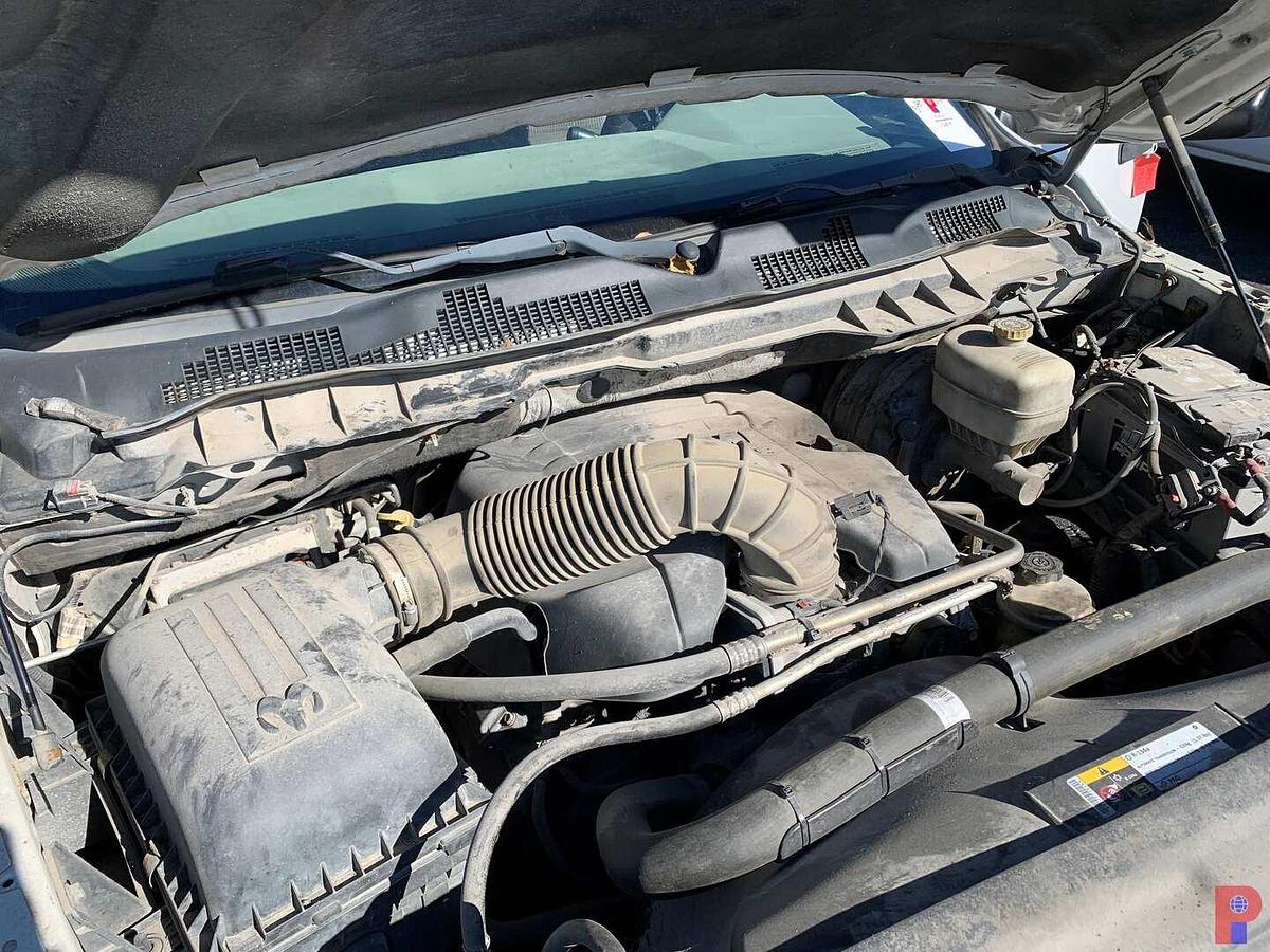 Used 2012 RAM 2500 HD HEMI 5.7L 4X4 CREW CAB PICKUP