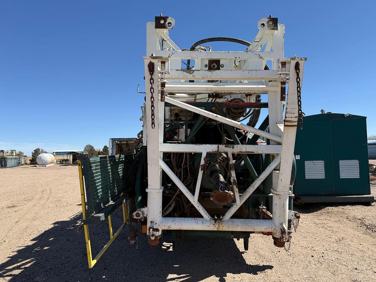 Used 2006 SJ PETRO XJ450 105’-303K LBS. 5-AXLE MOBILE DRILLING RIG