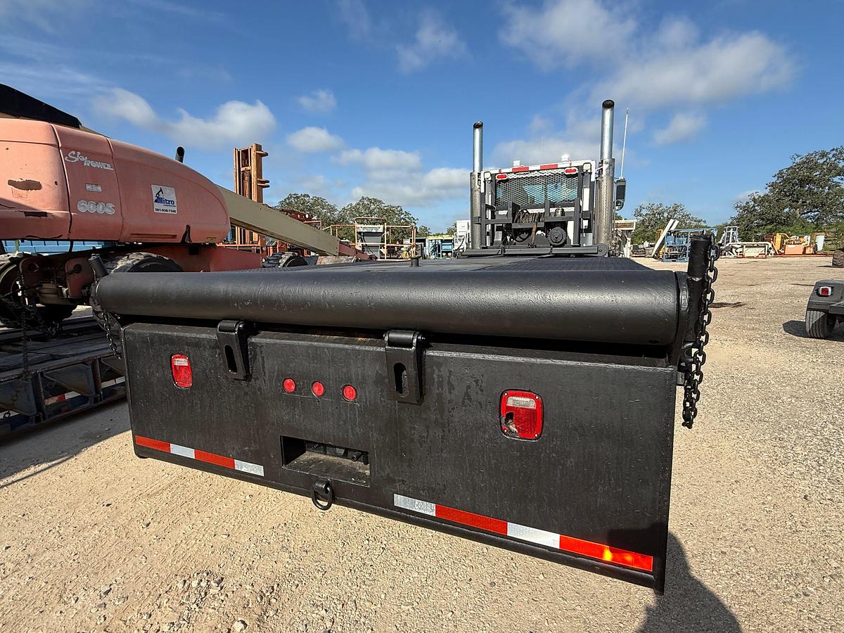 Used 2009 PETERBILT 367 T/A 65K LBS WINCH TRUCK