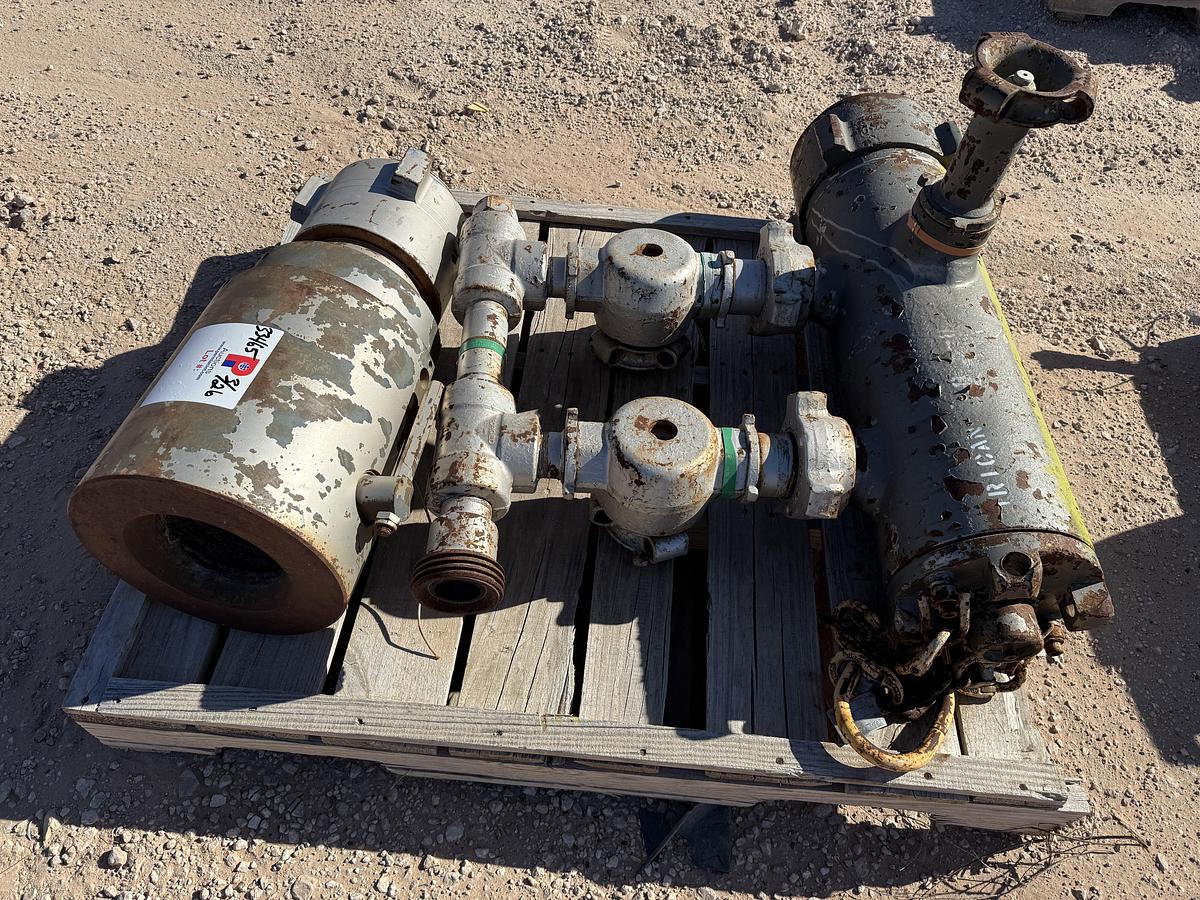 Used (1) MULTI-SIZE SINGLE PLUG CEMENT HEAD & (1) CEMENT HEAD SUB