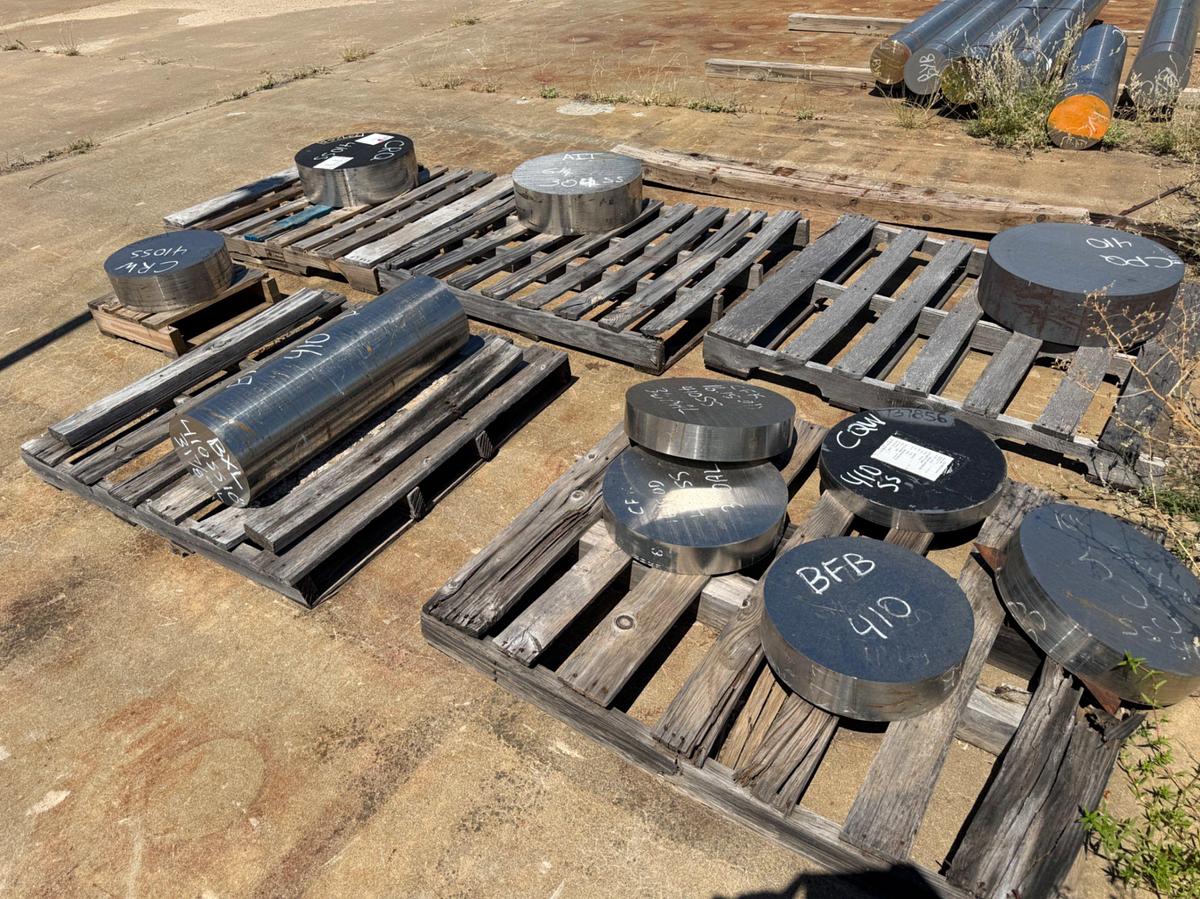 Used (6) pallets of Stainless Steel Round Stock