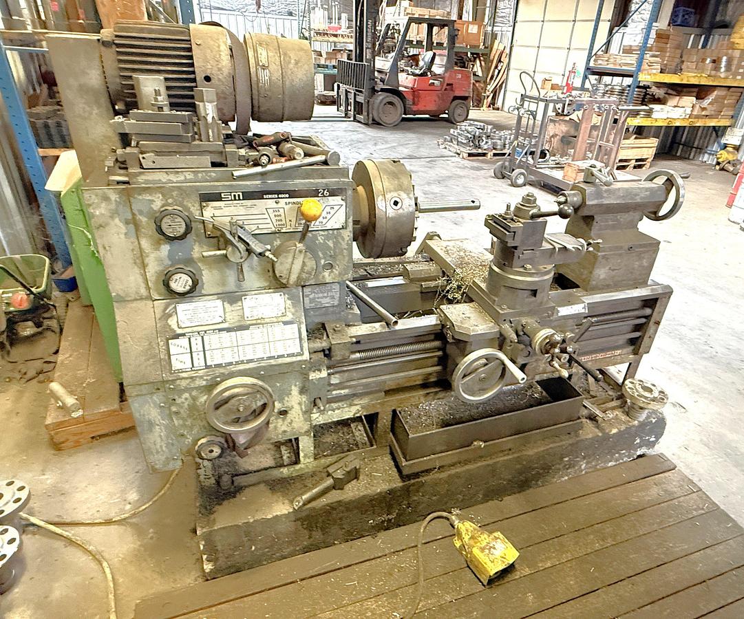 Used STANDARD-MODERN TOOL CO. MODEL 41570 26”x30” BENCH LATHE