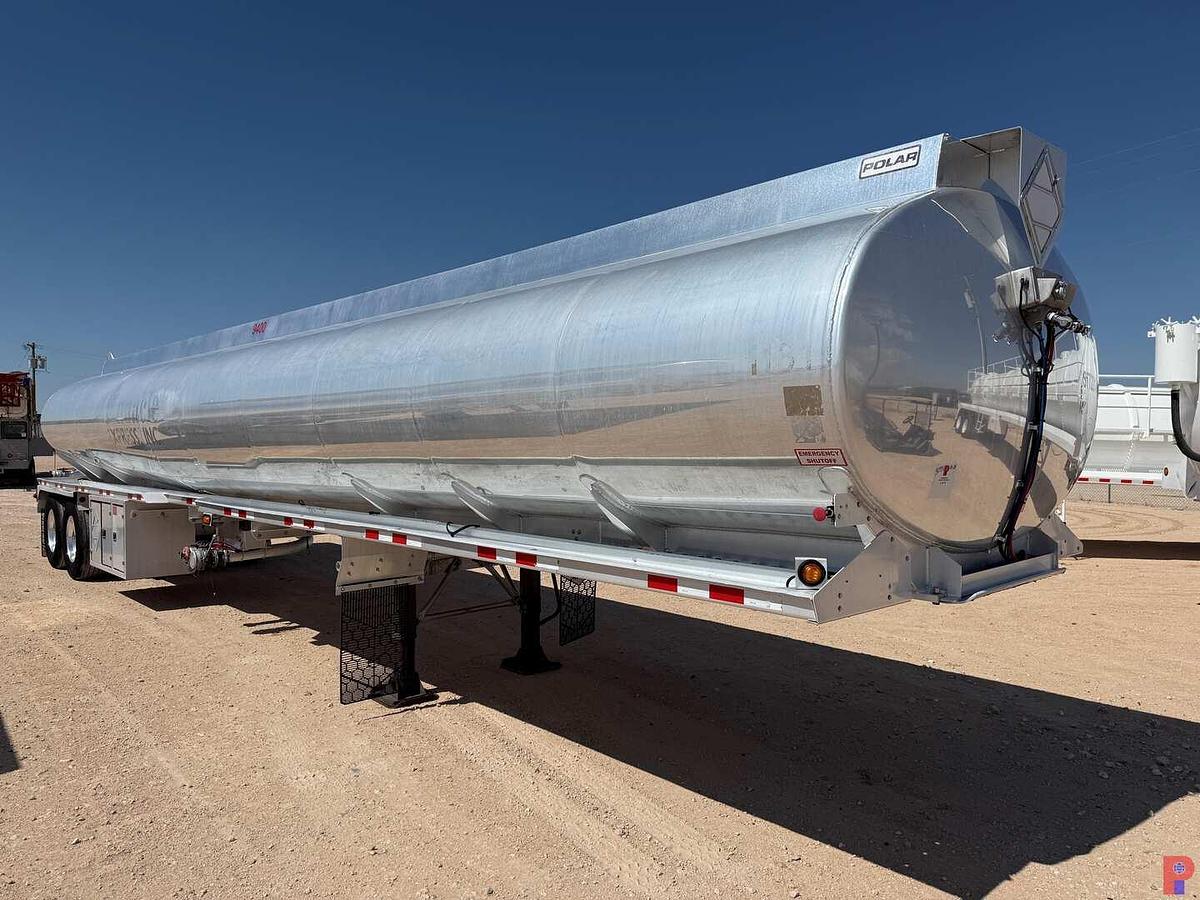 Used 2014 POLAR TANK 9,400 GAL. T/A FUEL TANK TRAILER