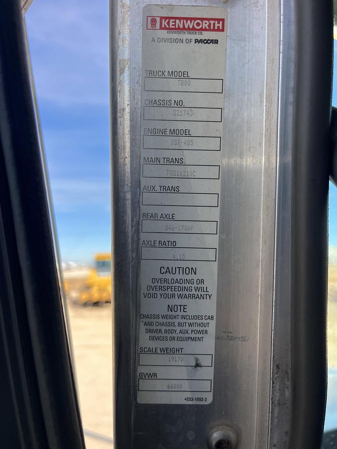 Used WEIR SPM 600-HP 15K WP TRIPLEX PUMP UNIT MTD ON 2008 KENWORTH T800 T/A TRUCK