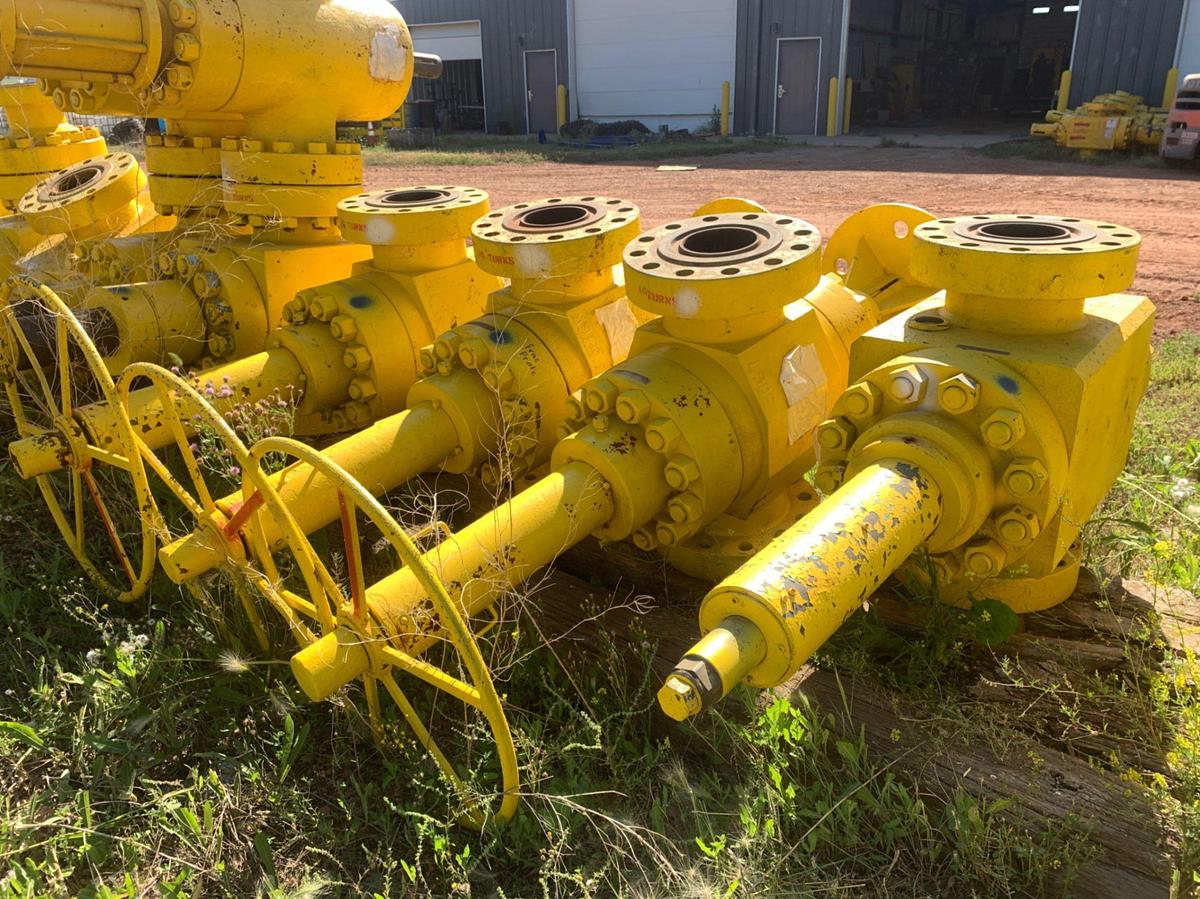 Used (7) 7-1/16 10k Manual Gate Valves
