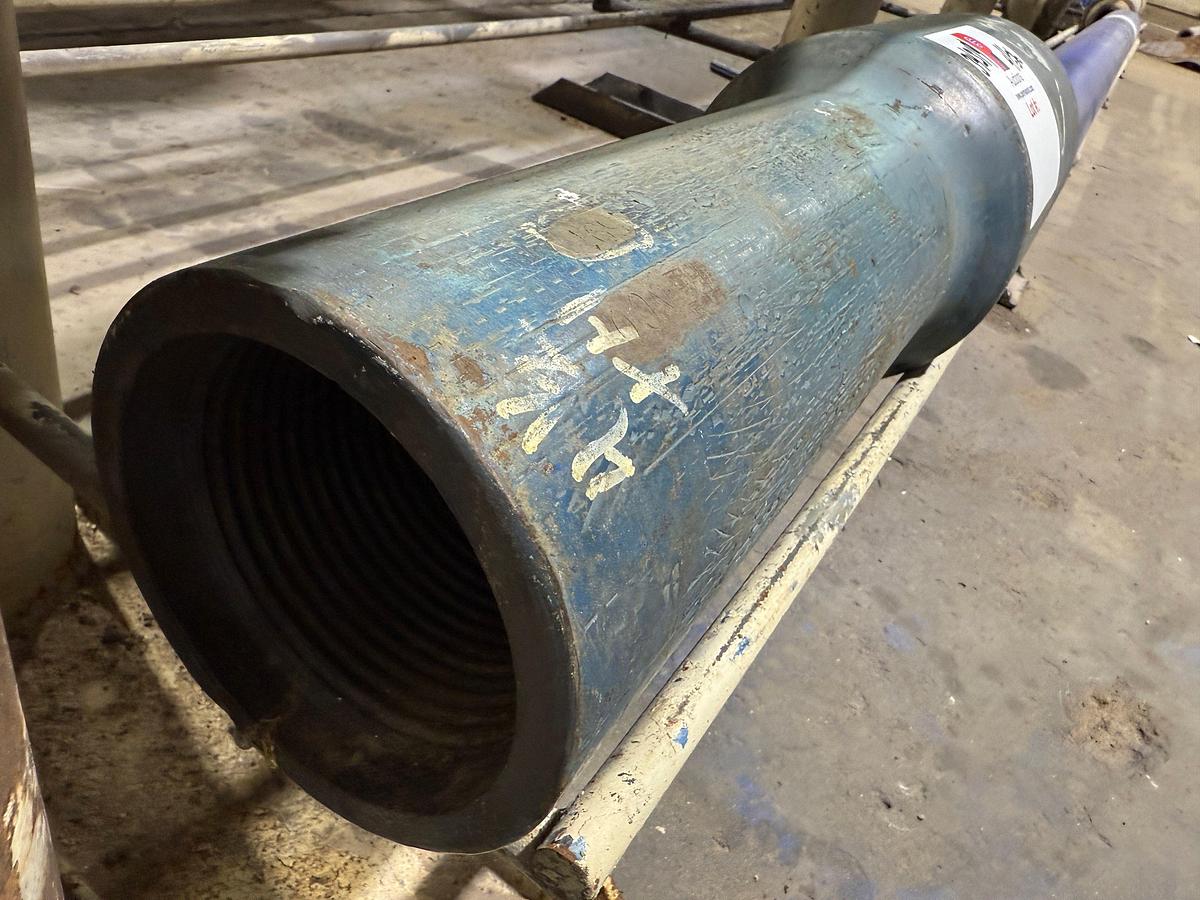 Used 4-1/2 XH X 6-5/8 REG CHANGEOVER SUB