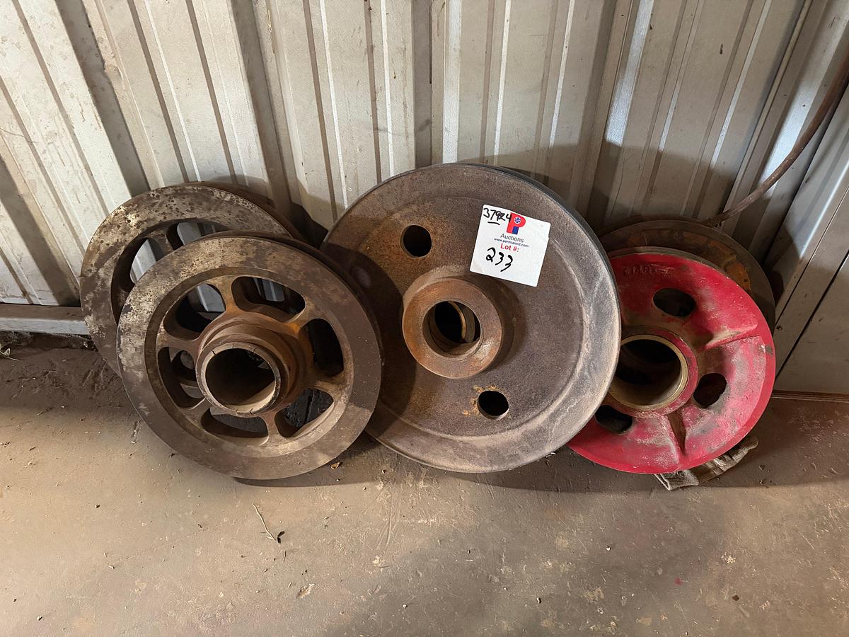 Used (6) assorted size crown sheaves