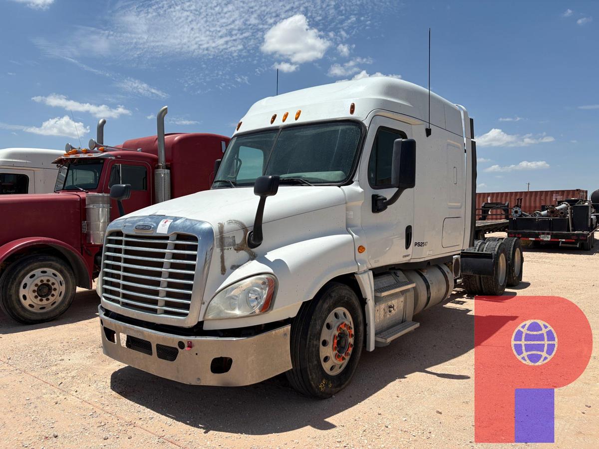 Used 2011 FREIGHTLINER CASCADIA T/A SLEEPER HAUL TRUCK