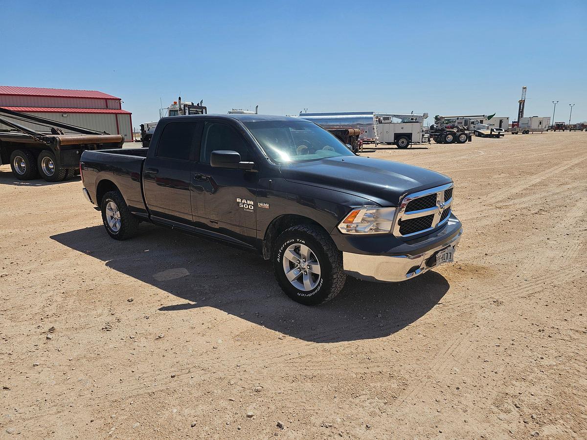 Used 2019 RAM 1500 CLASSIC CREW CAB PICKUP TRUCK