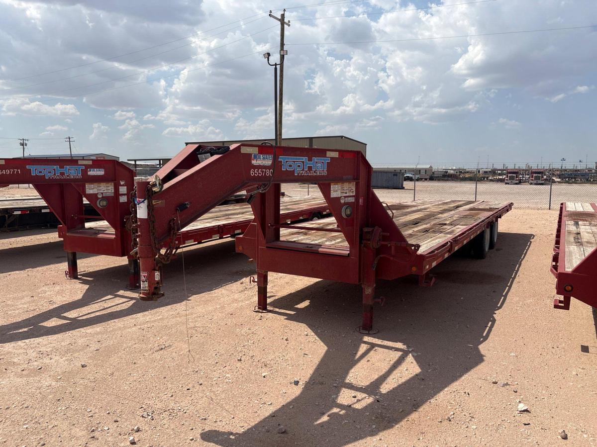 Used 2014 TOP HAT TRAILERS 30’ X 102” T/A GOOSENECK TRAILER