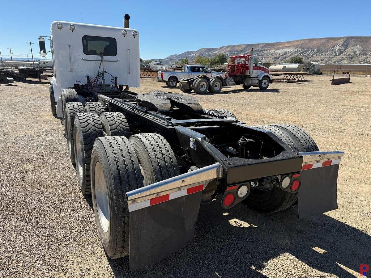 Used 2012 PETERBILT 367 TRI-DRIVE 4-AXLE 36” SLEEPER HEAVY HAUL TRUCK
