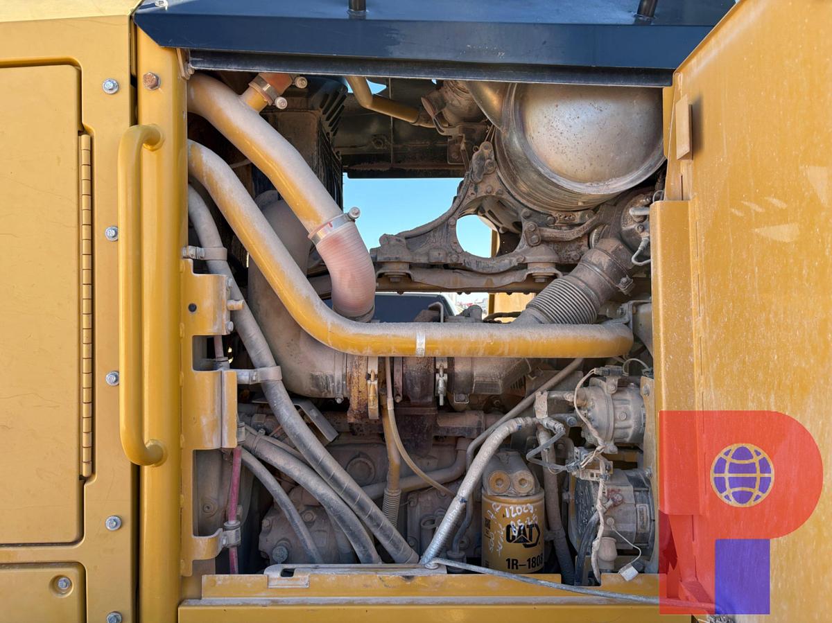 Used 2012 CATERPILLAR 140M2-AWD MOTOR GRADER