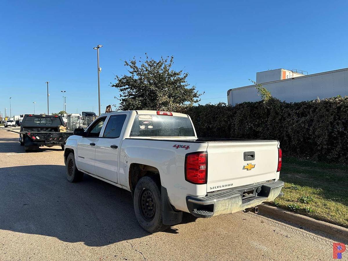 Used 2014 CHEVROLET SILVERADO 1500 CREW CAB 4X4 PICKUP TRUCK
