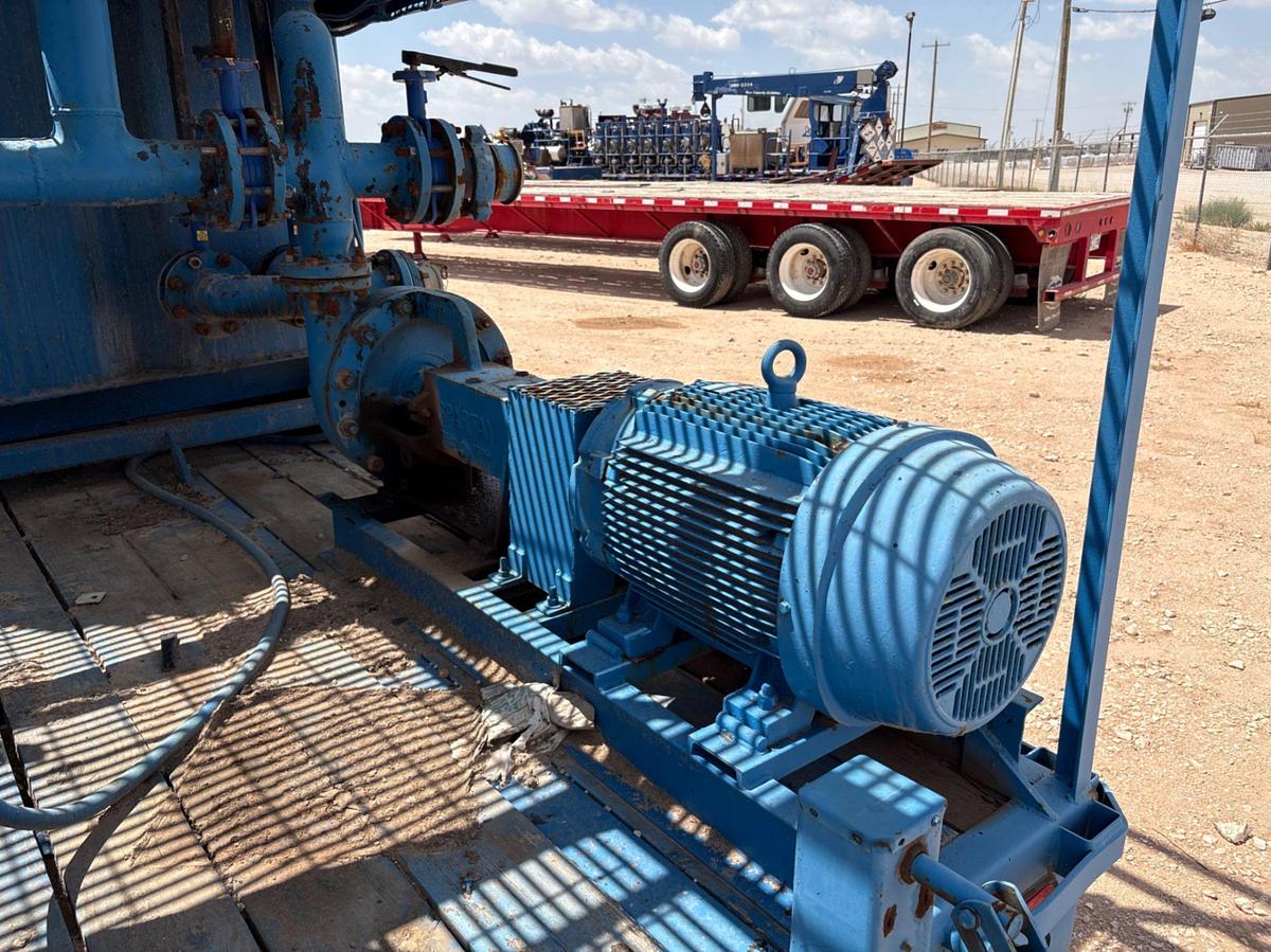 Used 2017 BIG TEX 40’ X 102” T/A GOOSENECK BATCH MIXING TRAILER
