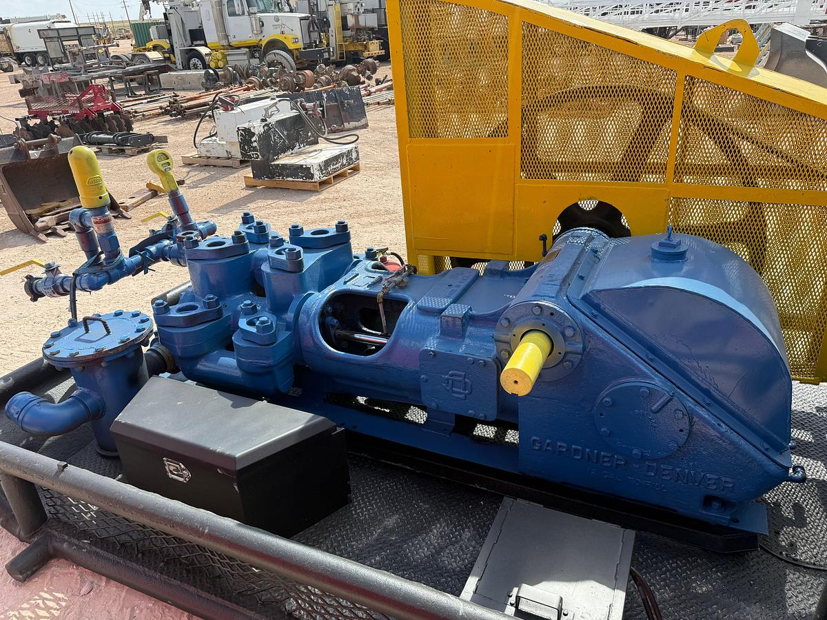 Used GARDNER DENVER FCFXXU 5x8 DUPLEX MUD PUMP P/B DEUTZ 131-HP DIESEL ENGINE SKIDDED