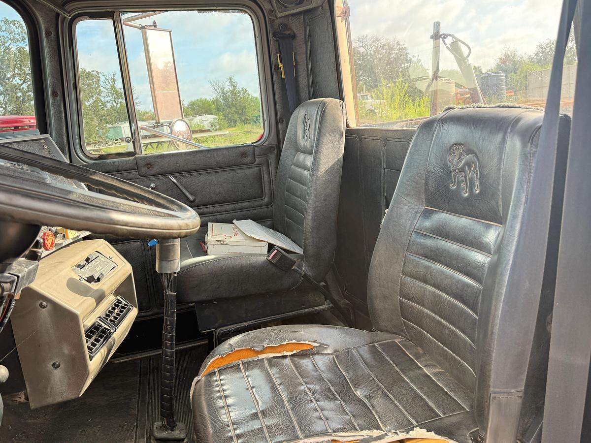 Used 1993 MACK RD690S T/A  DAYCAB TRUCK TRACTOR