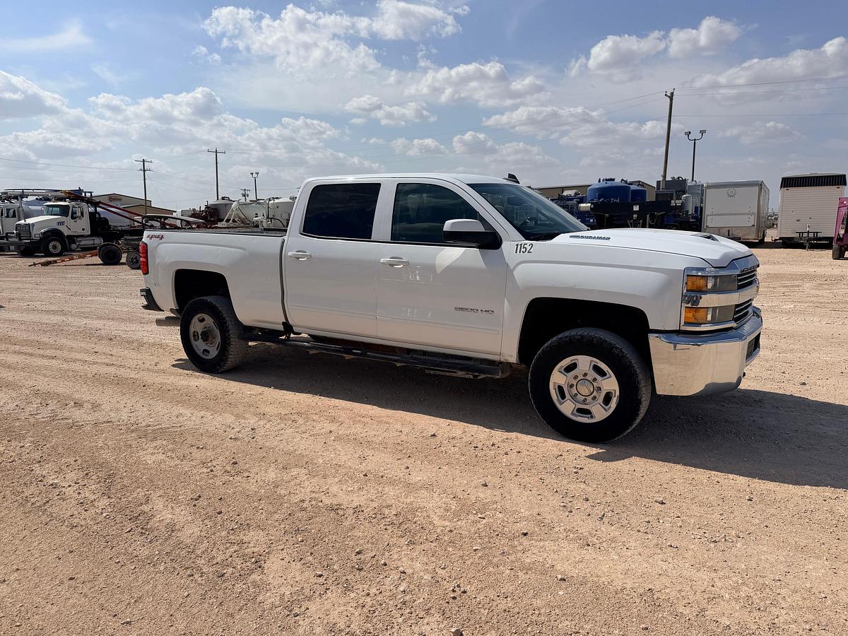 Used 2017 CHEVROLET SILVERADO 2500HD CREW CAB PICKUP TRUCK, 4X4 (Diesel)