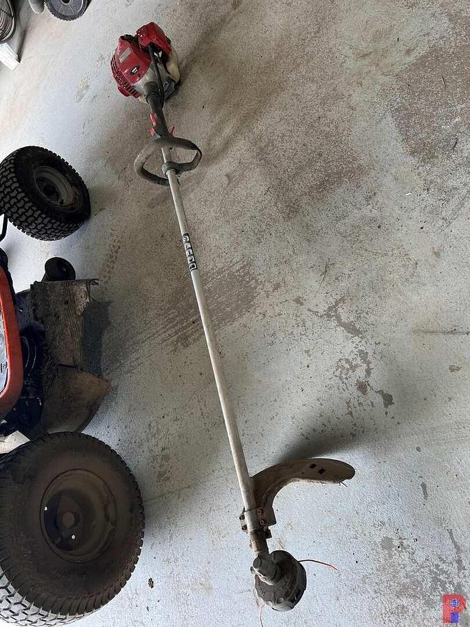 Used HUSQUARNA 38" RIDING LAWN MOWER P/B BRIGGS & STRATTON 540CC 18.5HP ENGINE & SEE DETAILS