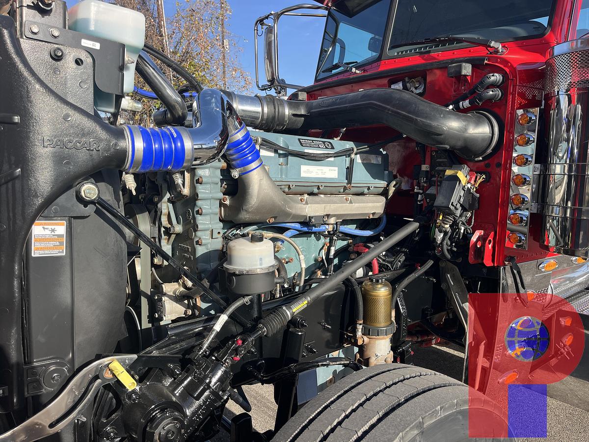 Used 2018 PETERBILT 389 T/A DAY CAB TRUCK (GLIDER KIT)