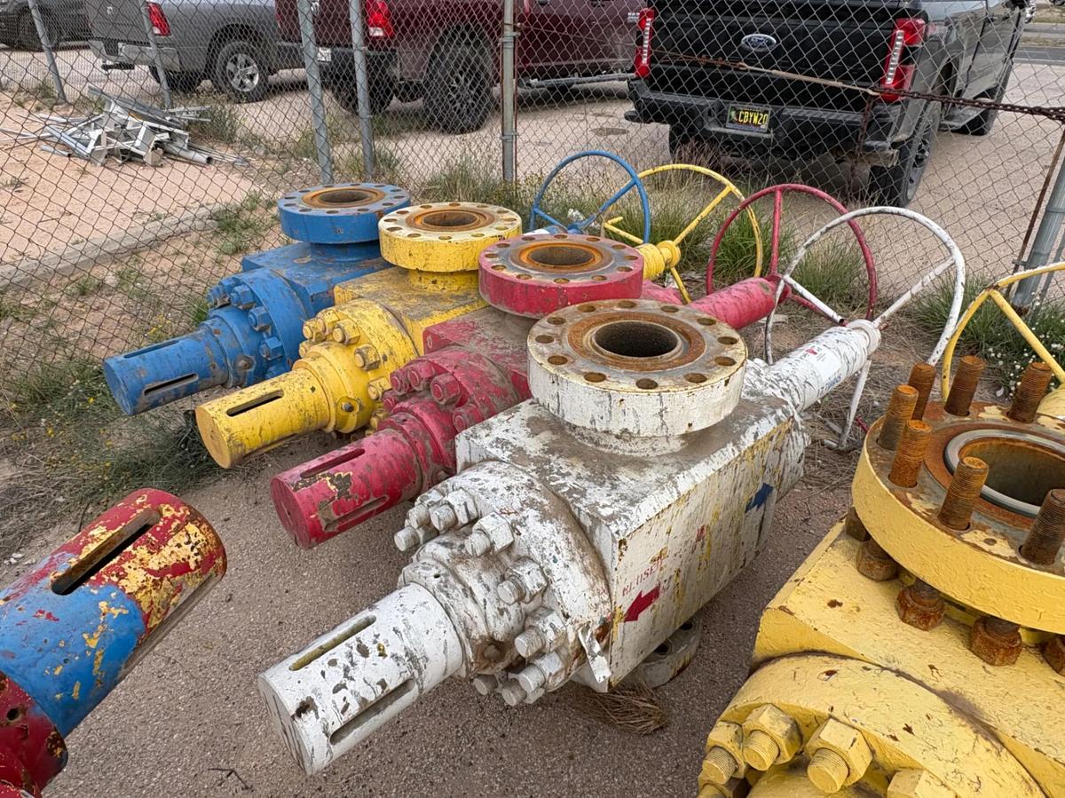 Used (4x$) (4) 7-1/16” 10K frac valves