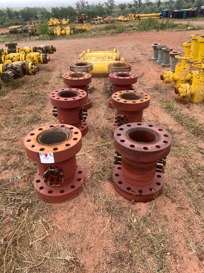 Used (8) 7-1/16 to 10-7/8 10k Fluid Crosses w/ 2in Outlets