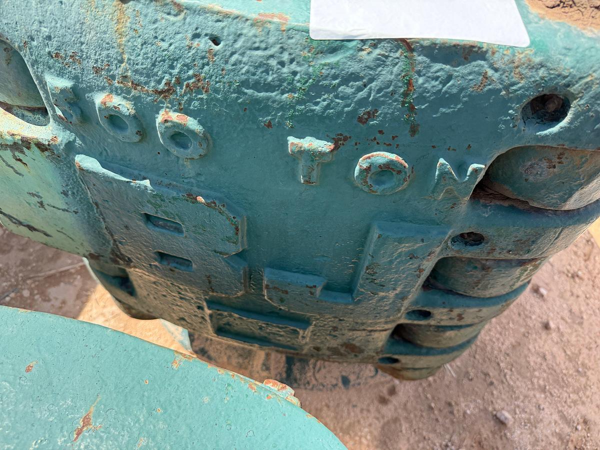 Used LOT W/ (2) BJ 500-TON SLIP TYPE SPIDER CASING ELEVATORS