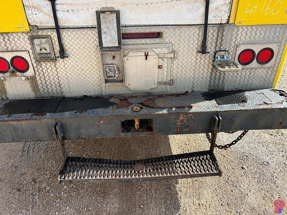 Used 2002 FREIGHTLINER ARGOSY T/A CABOVER WIRELINE TRUCK