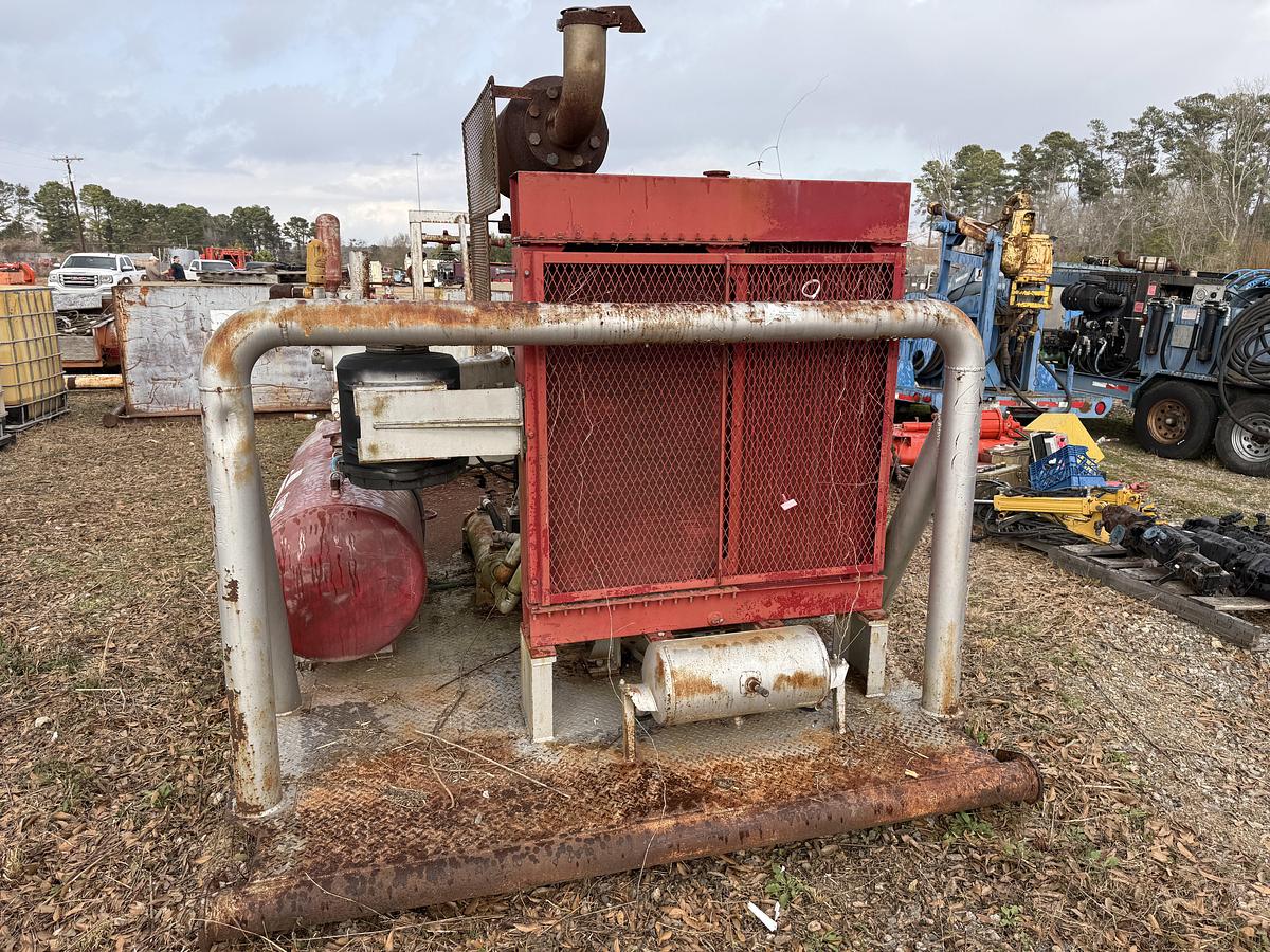 Used EWS 440 5K WP TRIPLEX WELL SERVICE PUMP SKIDDED P/B DETROIT SERIES 60