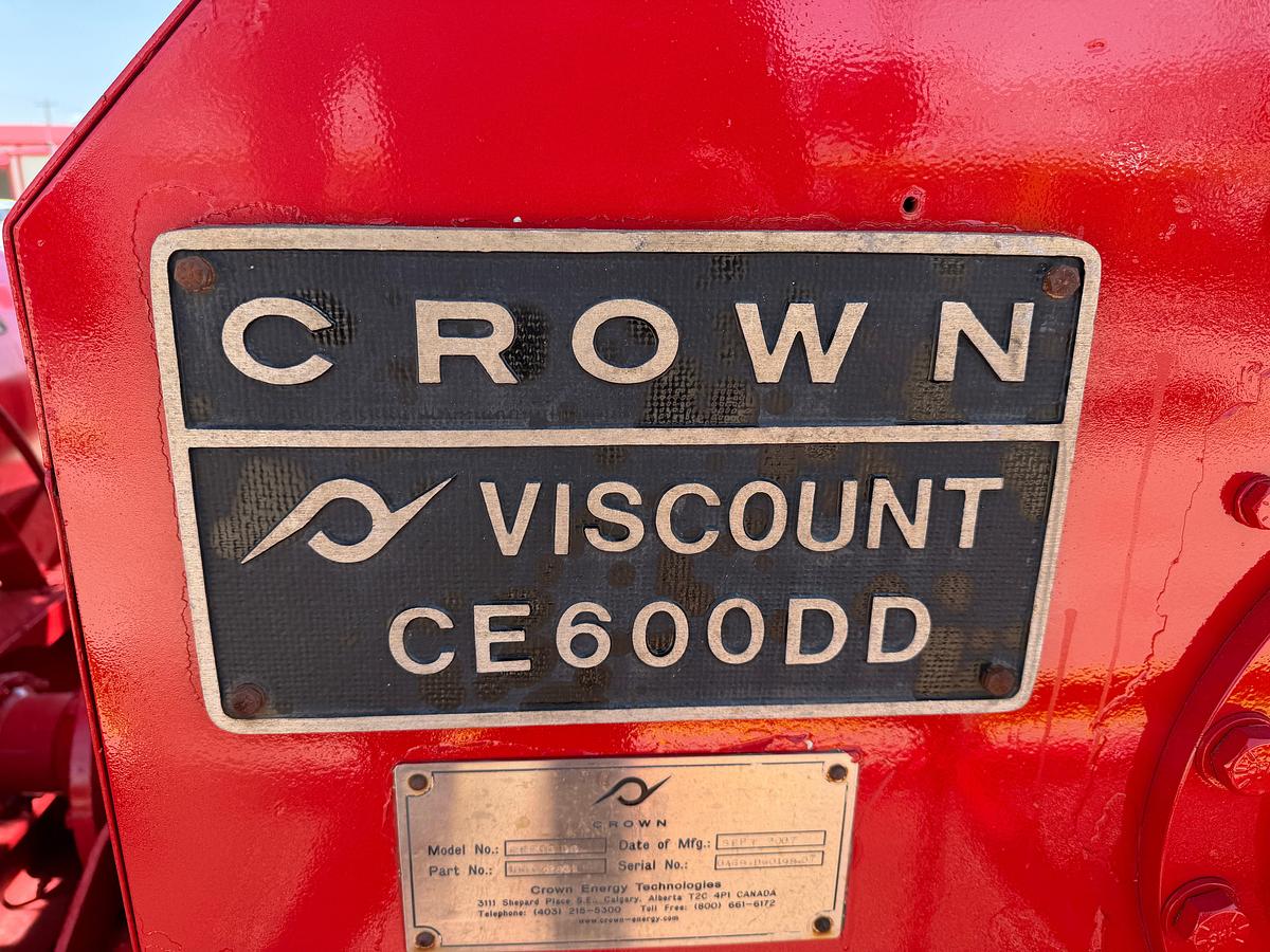 Used FRESHLY REFURBED 2007 CROWN CE600 DD 5 AXLE WELL SERVICE RIG 104'x265K MAST (2026 CAT IV)
