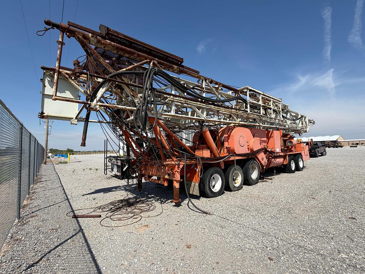 Used FRANKS 500 1287-160 WELL SERVICES PARTS RIG (102x230K MAST)