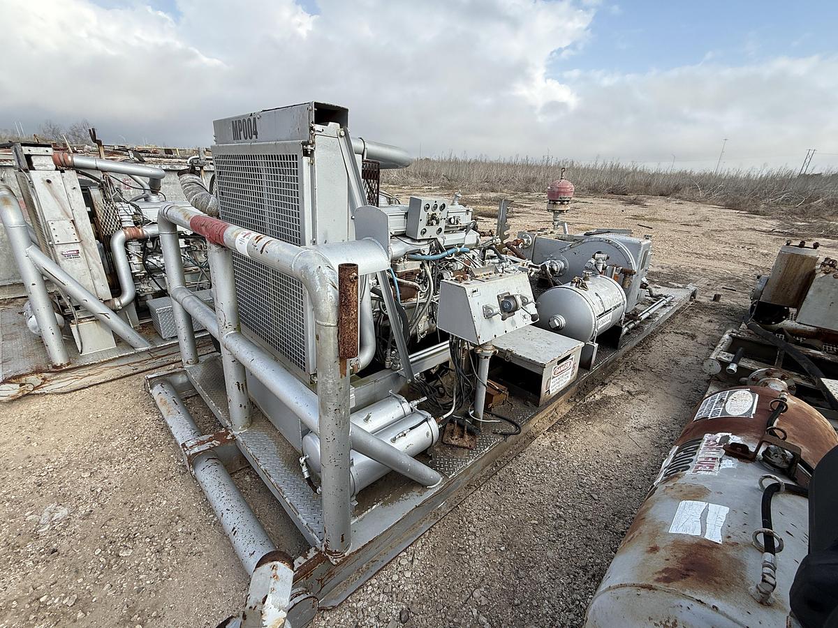 Used JWS-340 10K WP TRIPLEX WELL SERVICE PUMP SKIDDED P/B DETROIT SERIES 60 (INCOMPLETE)