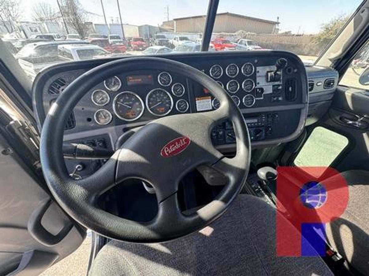 Used 2014 PETERBILT 388 T/A DUMP TRUCK