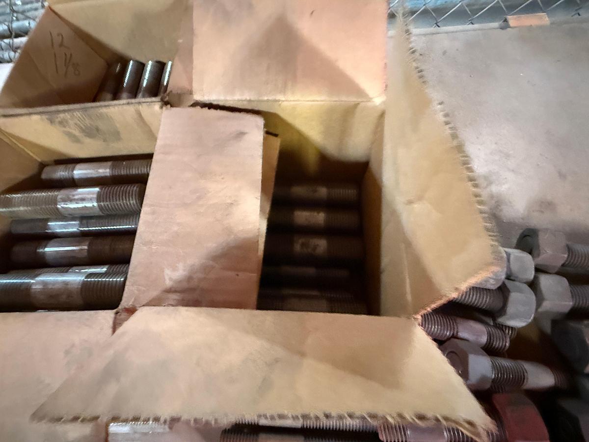 Used SHELF w/ (100*) 1-3/8” x 1-1/8”, 1-3/8”, 1-1/8”ADAPTER STUDS