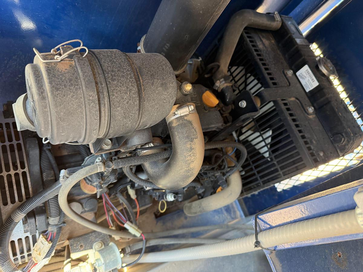 Used SELF CONTAINED 20K WP GREASE INJECTION UNIT COMBO P/B 8.4-KW ISUZU DIESEL GENERATOR