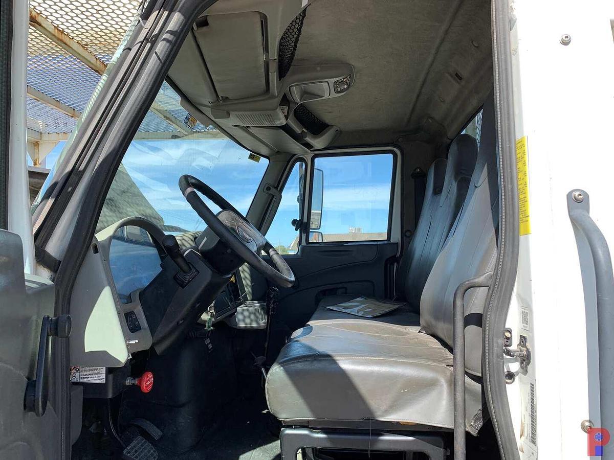 Used 2013 INTERNATIONAL  WORKSTAR 7300 4WD HI-RANGER 55' S/A BUCKET TRUCK
