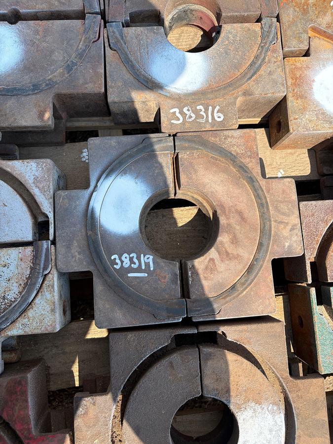 Used Set of (2) 9-1/2”W x 3-1/2” bop pipe rams