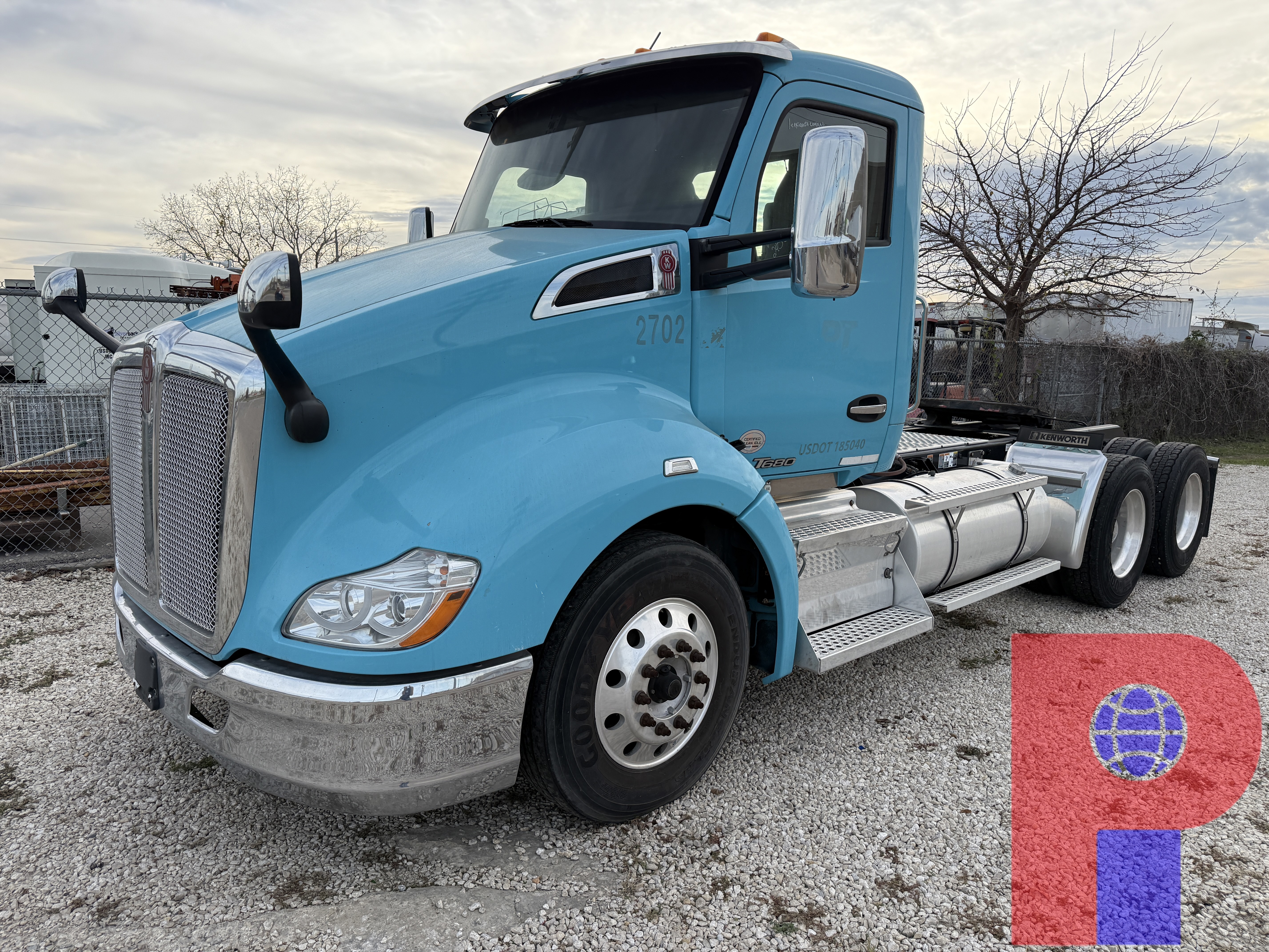 Used 2019 KENWORTH T680 T/A DAY CAB TRUCK TRACTOR