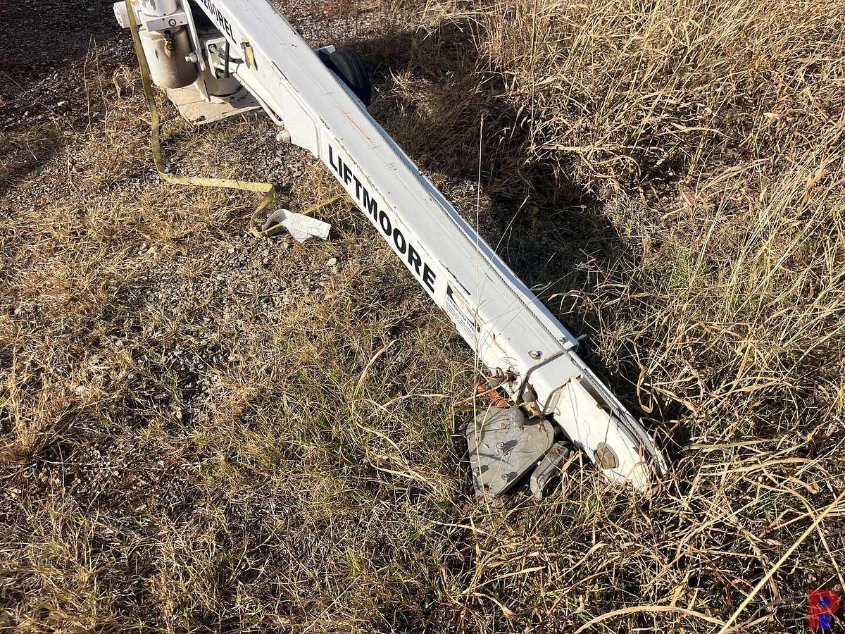 Used LIFTMOORE 3200REL ELEC./HYDRAULIC SERVICE TRUCK CRANE W/ CONTROLLER