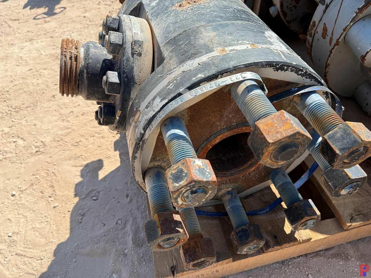 Used 15K WP COILED TUBING PACKOFF & 15K WP CROSS