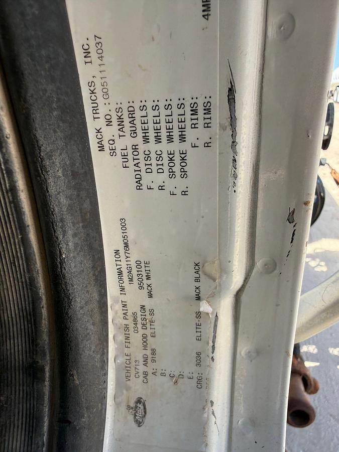 Used 2006 MACK CV713 T/A DAYCAB KILL TRUCK